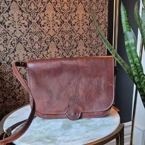 The trend Brown Leather Crossbody vintage bag